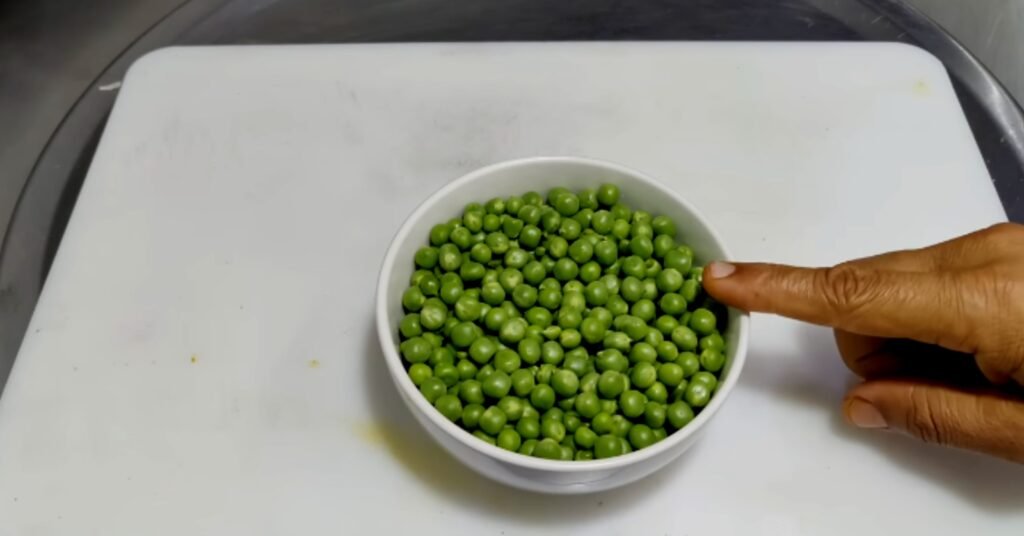 Matar Paneer Kaise Banaen