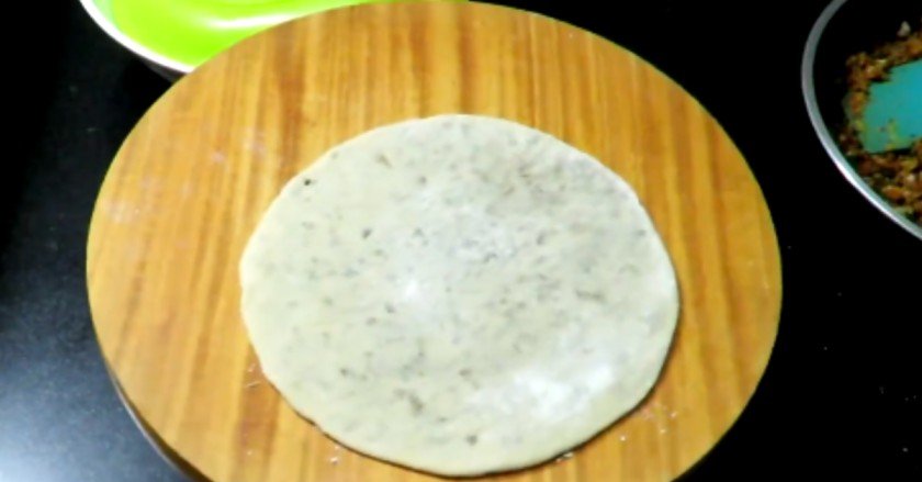 Besan paratha recipe in Hindi