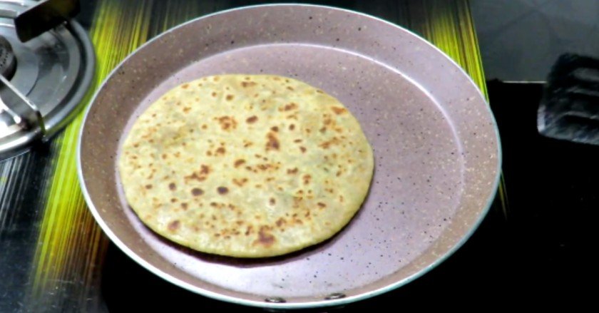 Besan paratha recipe in Hindi