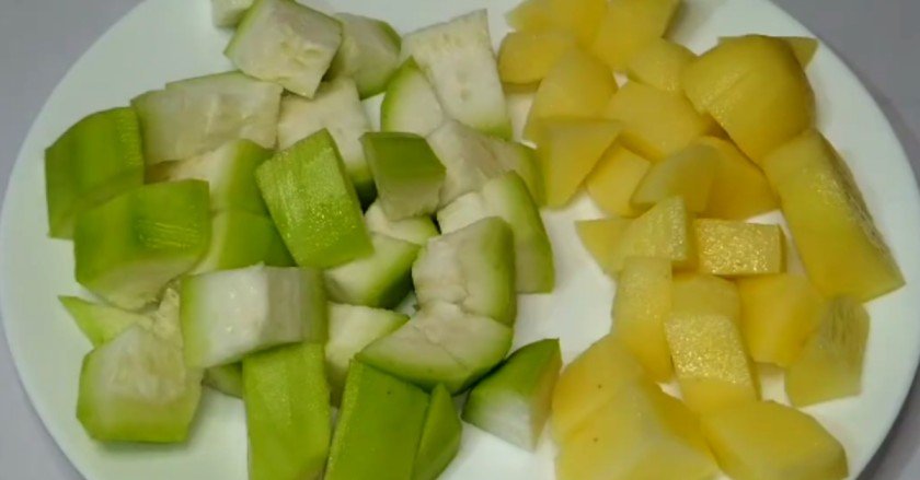 Lauki aloo sabzi recipe