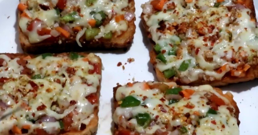 bread pizza banane ki vidhi